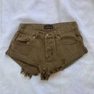 Mini denim olive shorts